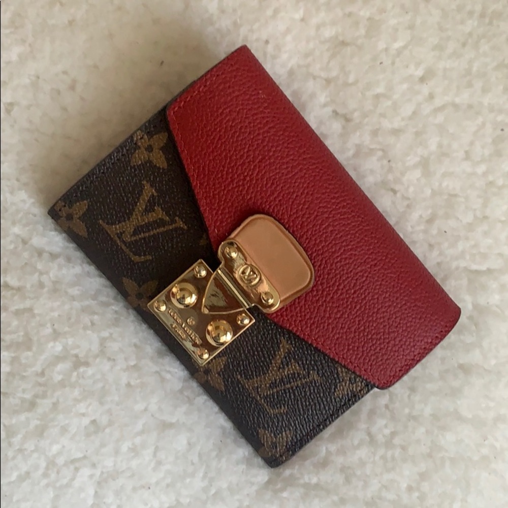 Louis Vuitton Wallet